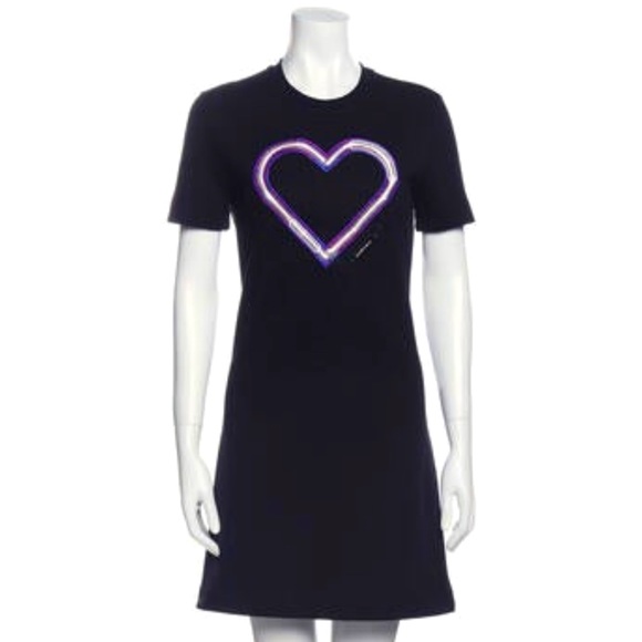 Carven Dresses & Skirts - Carven Shift Crewneck Dress with Heart SZ S
